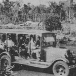 O pimeiro grupo de compradores chega a Londrina, em 1930